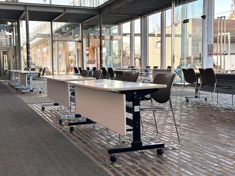 入場開始前の会場の様子